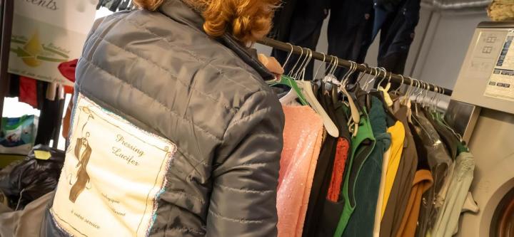 Un prestataire spécialisé dans le nettoyage de vêtements à Athis-Mons