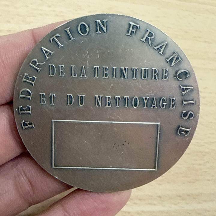 Nettoyage de vêtements Athis-Mons